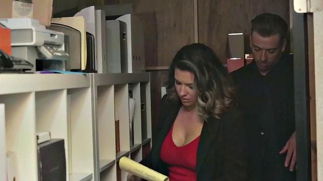 Office babe with huge tits gets off on dick and pussy play