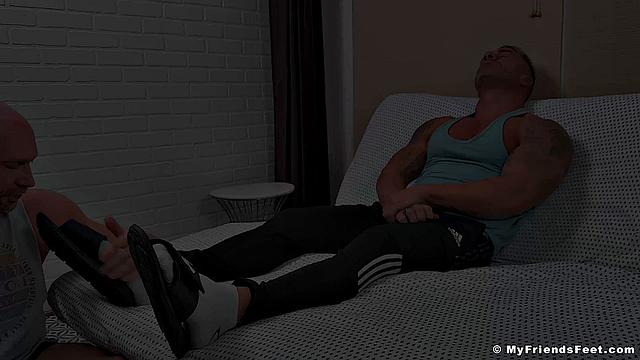 Braden &amp;amp; Killian's Foot Worship Hookup - Braden &amp;amp; Killian