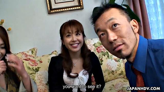 Super hot threesome with two Asian women