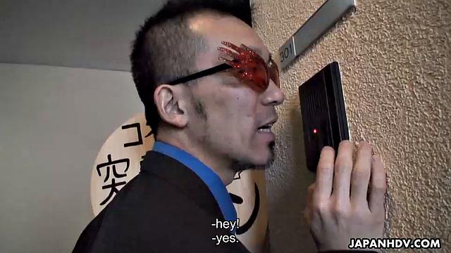 Super hot threesome with two Asian women