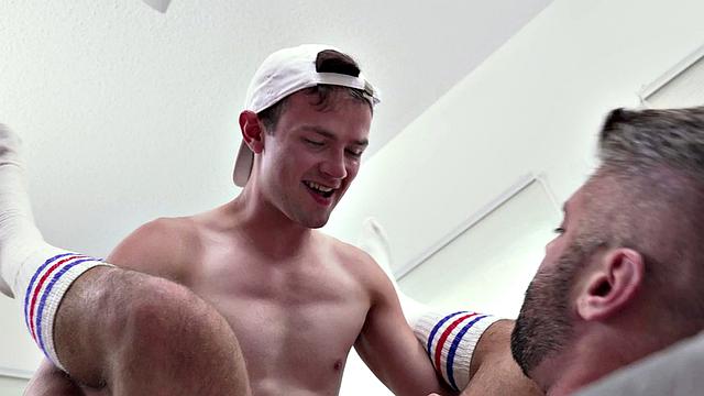 Hairy gaydaddy assdrilled by stud in greedy butthole