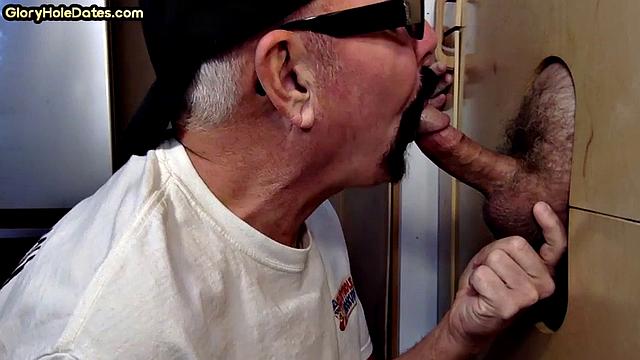 Moustache mature gay sucks gloryhole rod till cumming in mouth