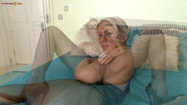Ashleigh Embers - Horny Pantyhose