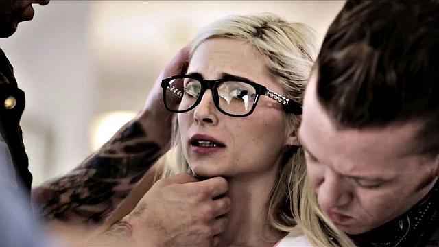 Ever been with four, Piper?