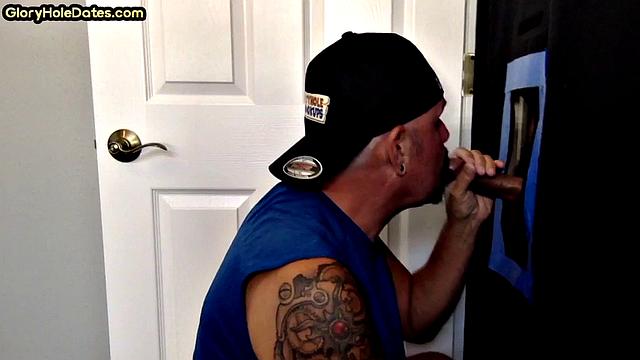 Gloryhole amateur tattooed deepthroats cock