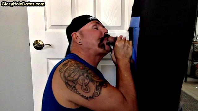 Gloryhole amateur tattooed deepthroats cock