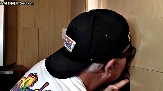 Glory hole DILF dick-sucking BF