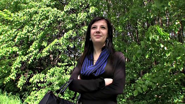 The Temptation of Cock is Too Strong For Cutie