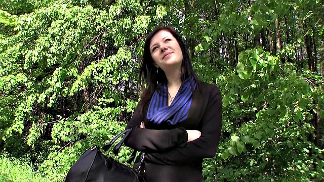 The Temptation of Cock is Too Strong For Cutie