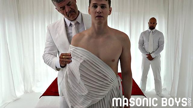 APPRENTICE ROUX Chapter 4 - Anointing