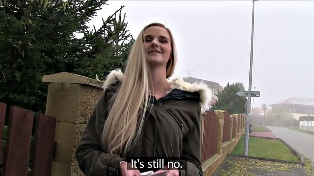 Tight pussy gets fucked in a car