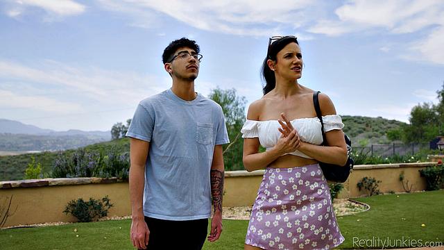 Mommy Swap 4 - Deep Inside Hot Mom