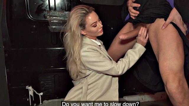 Bigbooty picked up MILF gets smashed in van before riding