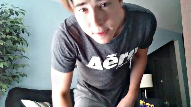 Young Cole Beats Meat