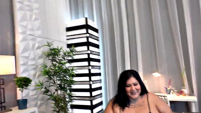 Nude Rubdown for Jumbo Babe Crystal Blue