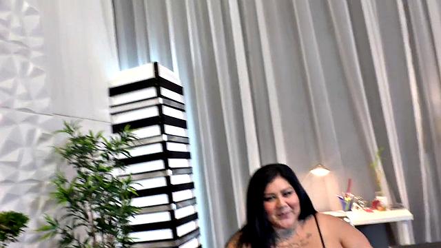 Nude Rubdown for Jumbo Babe Crystal Blue