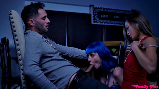 New Years with My Step Family - S17:E2