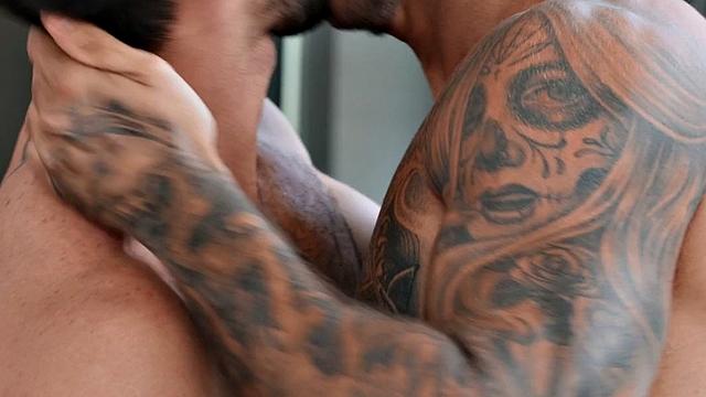 Straight guy pounded by wild dick in tight anal