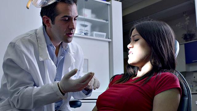 The Dentist Vol 1 episode 1