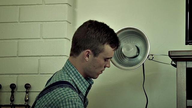 Bizarre stepbro barebacked in the asshole by athletic jock