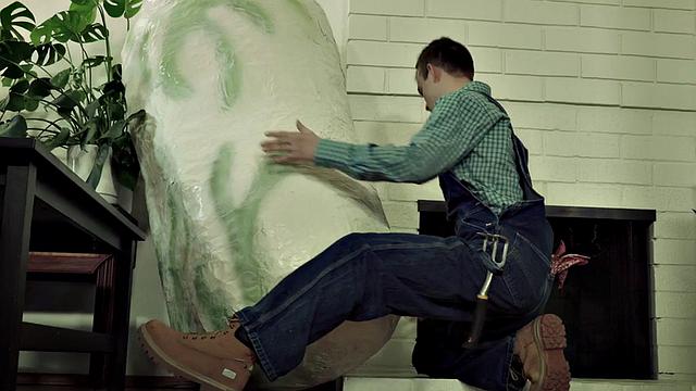 Bizarre stepbro barebacked in the asshole by athletic jock