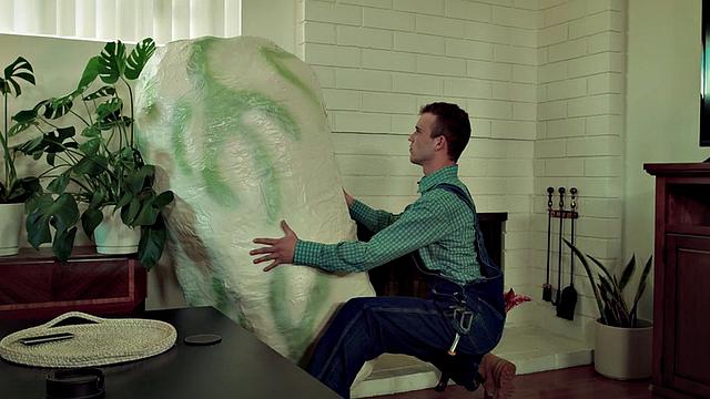 Bizarre stepbro barebacked in the asshole by athletic jock