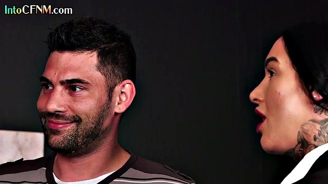 Horny CFNM babes give blowjob to dude