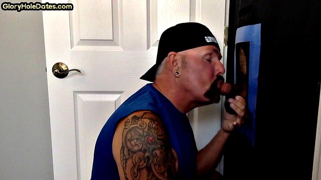 Gloryhole DILF spoils cock in homemade BJ