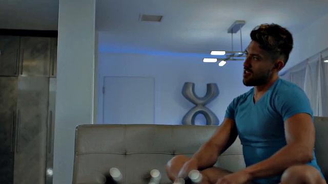 Watch this muscular ebony babe ride a BBC bareback in the living room