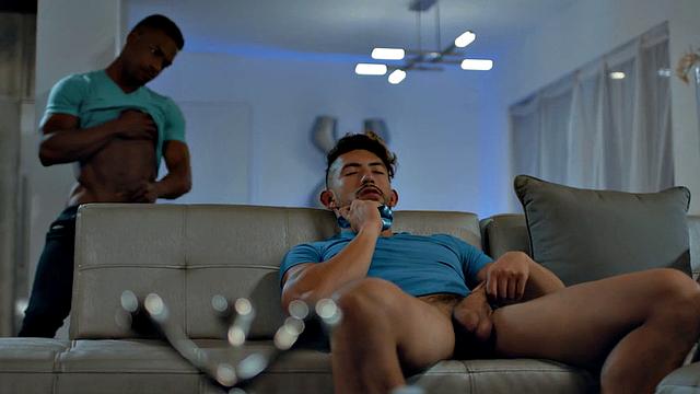 Watch this muscular ebony babe ride a BBC bareback in the living room