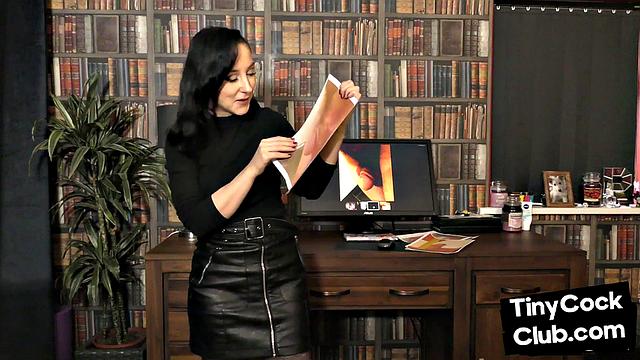 Pathetic guy ridiculed