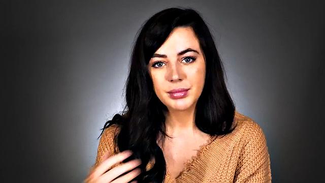 Naughty babe having solo fun with her toy