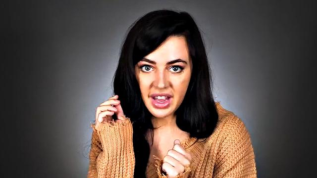 Naughty babe having solo fun with her toy