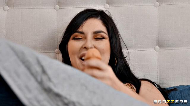 Two Dommes Don't Make Right