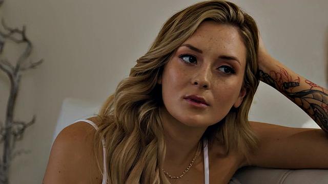 Sapphic lez pussylicking bigtitted MILF in slow action