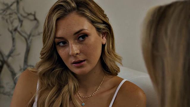 Sapphic lez pussylicking bigtitted MILF in slow action