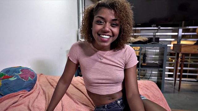 Fucking my stepcousin to squirt!