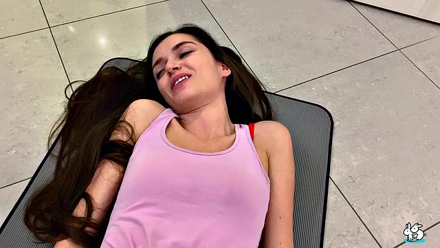 Brunette In Yoga Pants Gets Fucked By Big Cock