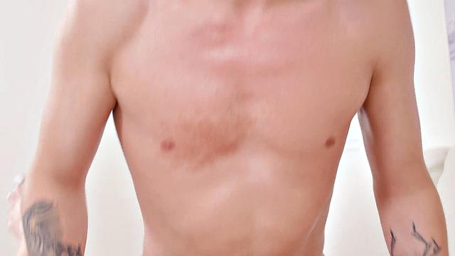 Return of the Well-Hung Northwesterner