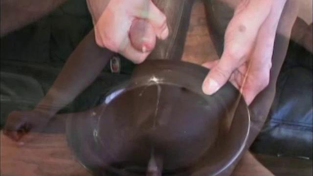 Alex has just completed a year in prison. He is a friend of Danny's.