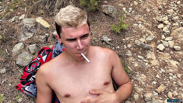 Inquisitive Amateur Guy Playing with His Dick - Sam Carter
