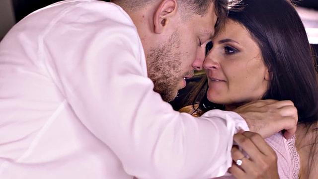 Brunette babe gets romantically fucked in heels