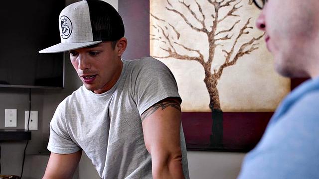 Nerdy jock fucked bareback after declaring love