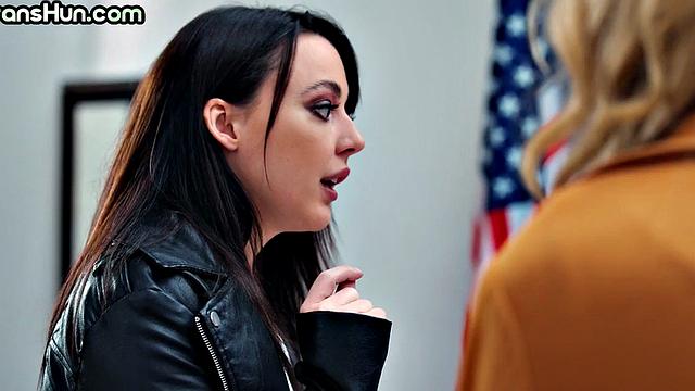 TS driving student smashes stunning slut in the classroom