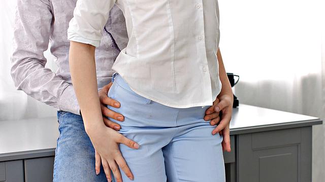 Hot photo session and orgasm in office