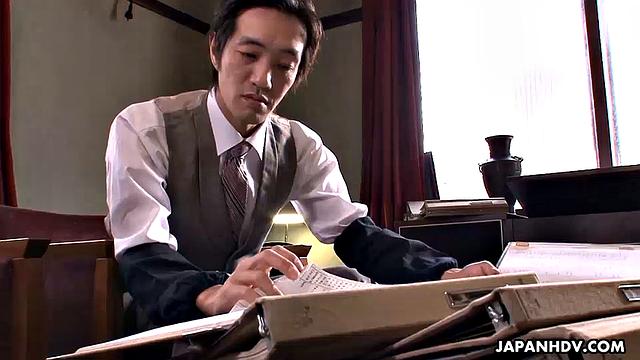 Hot Japanese babe pounded by her co-worker