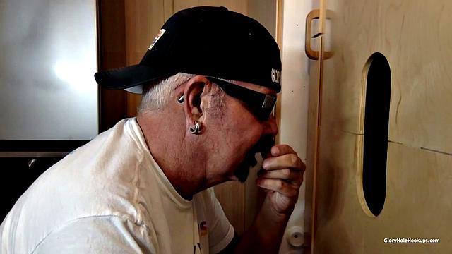Juicy Gloryhole Dick Sucking Fun