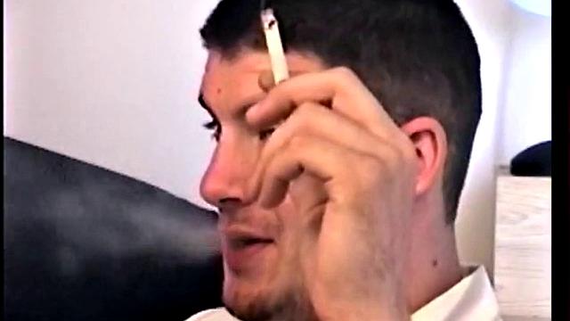 Любитель жарко отсасывает зрелому медвежонку и доводит до оргазма