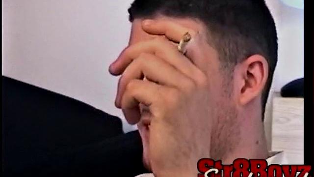 Любитель жарко отсасывает зрелому медвежонку и доводит до оргазма