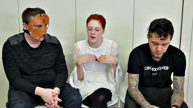 Bdsm slut gives sloppy head